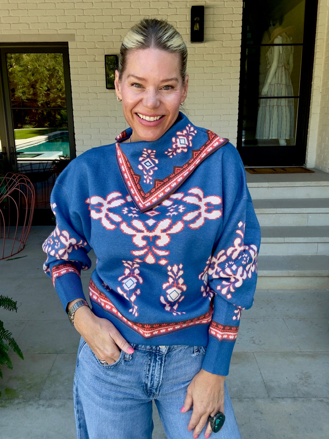 ELOISE BLUE SWEATER