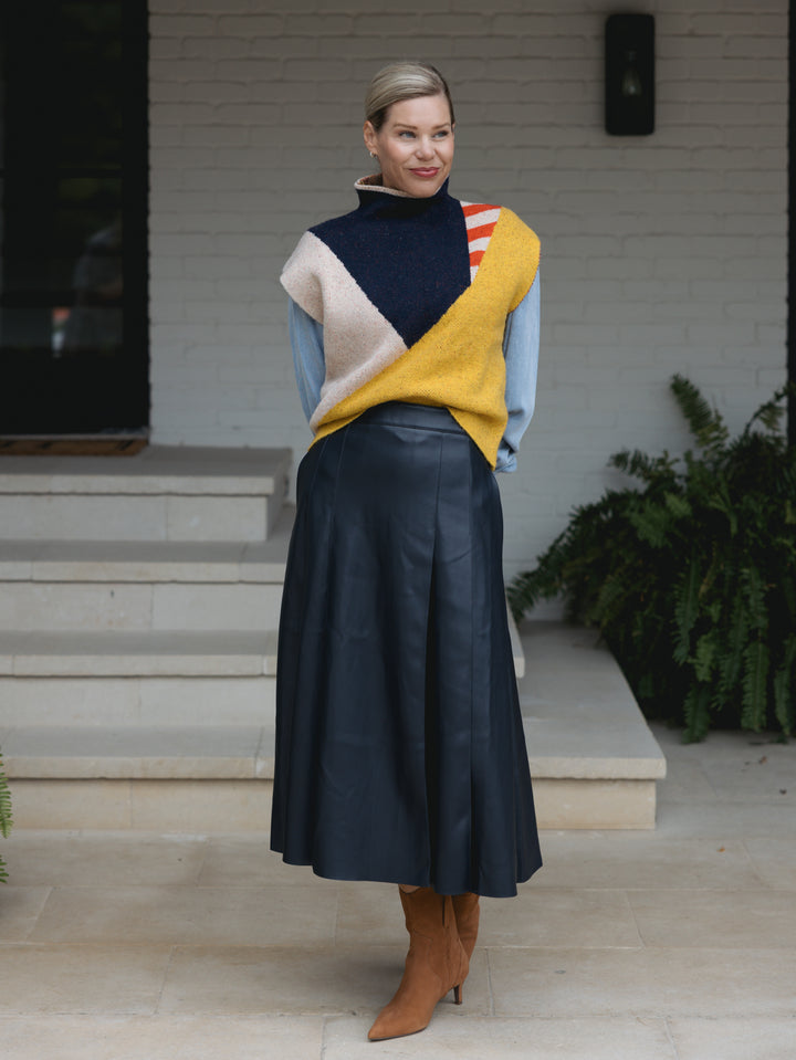 GITA NAVY SKIRT