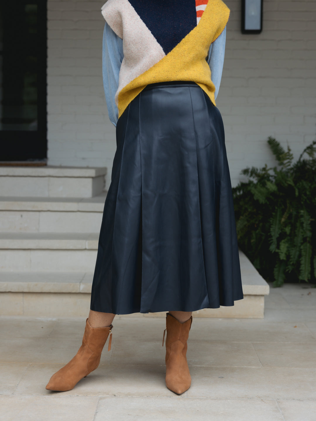 GITA NAVY SKIRT