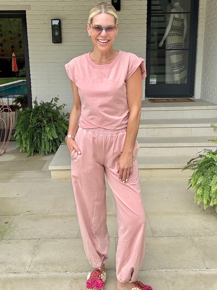 RIA ROSE PANT