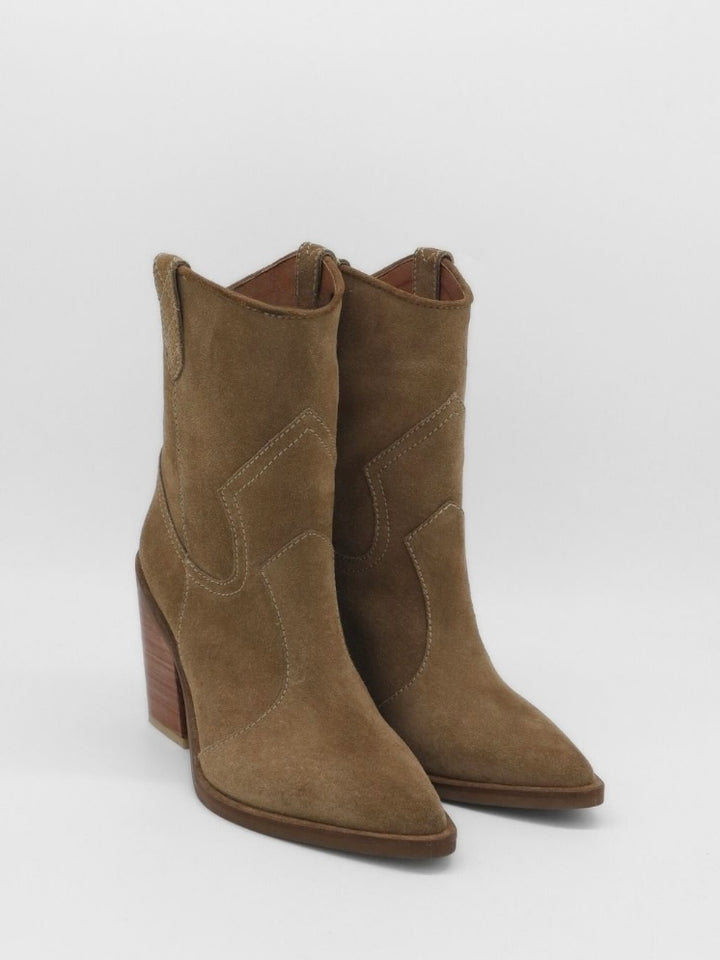 STRENGTH BOOTIE