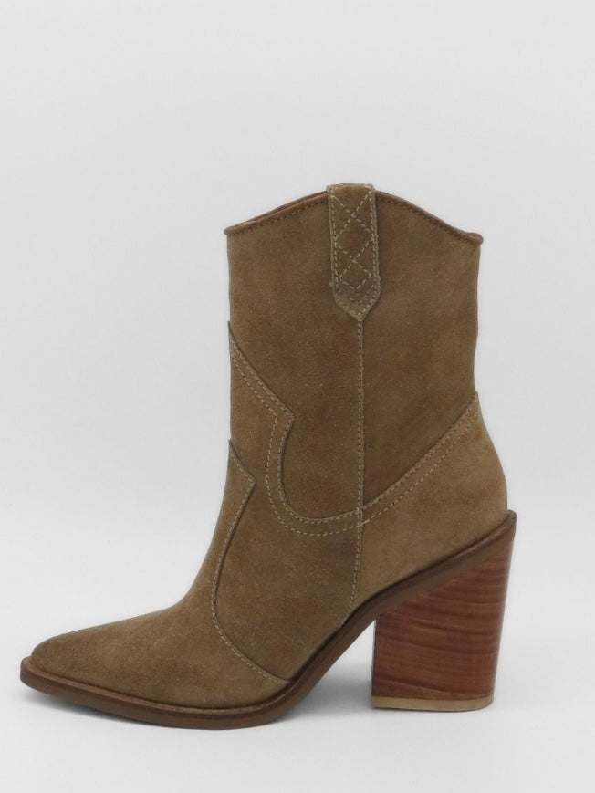 STRENGTH BOOTIE