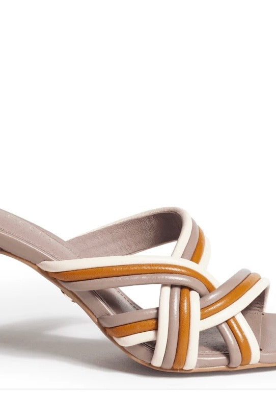 BARNEY SANDAL