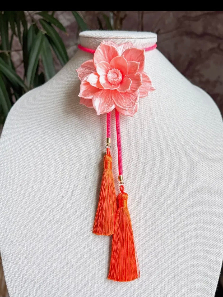 LOTUS FLOWER BOLO PINK