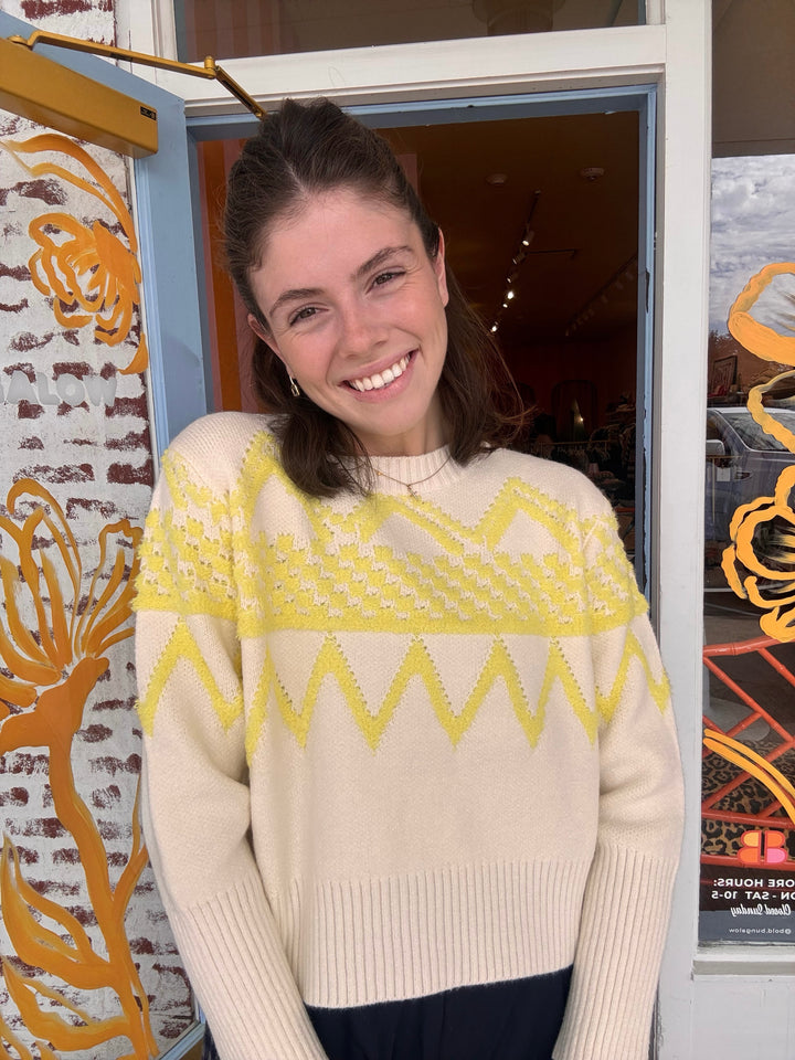 UFO YELLOW SWEATER