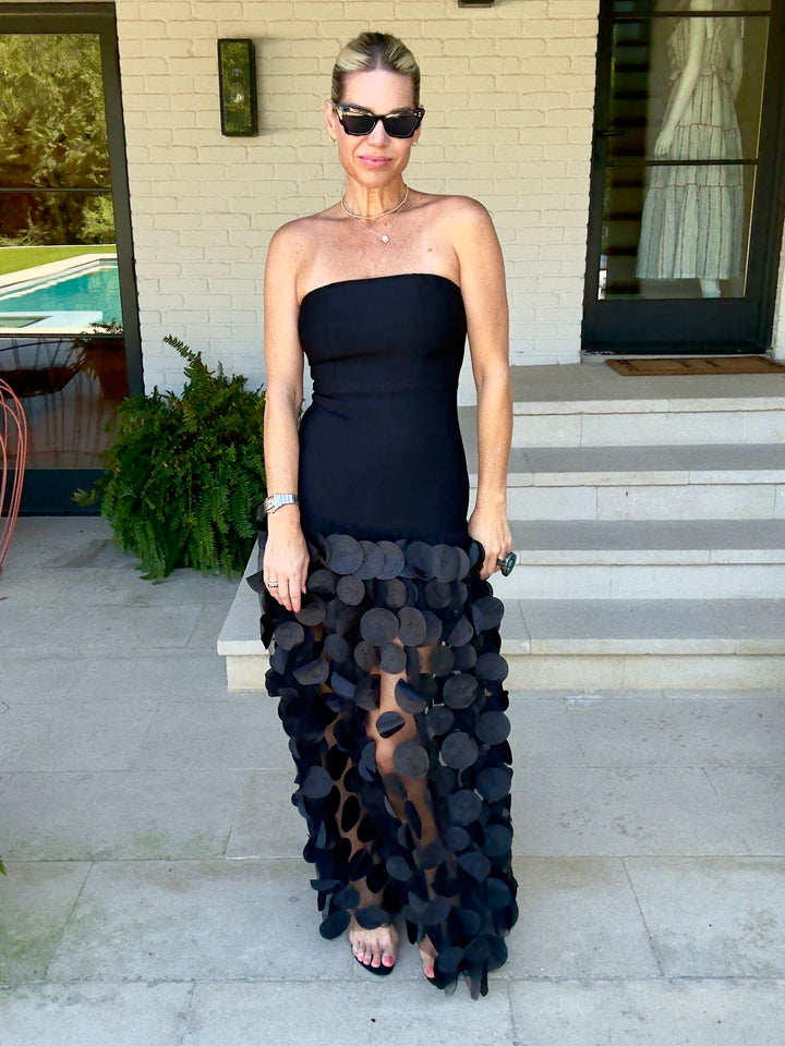 RSVP BLACK GOWN
