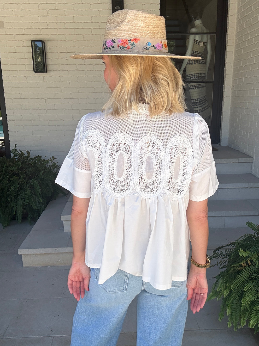 WINDY WHITE TOP