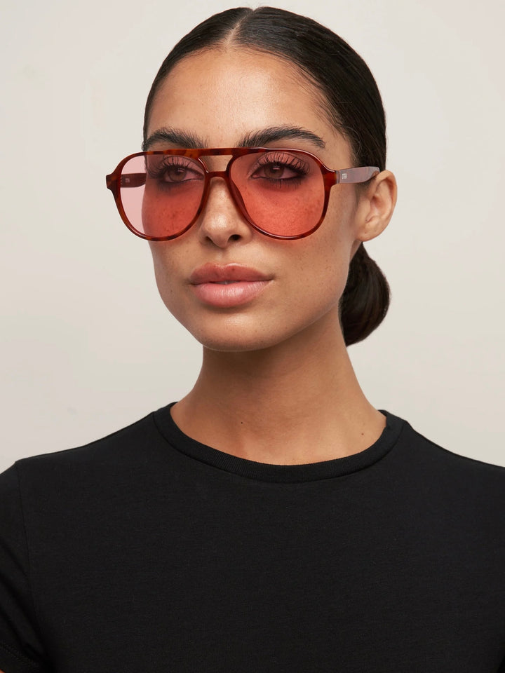 STEVIE PINK TORTOISE