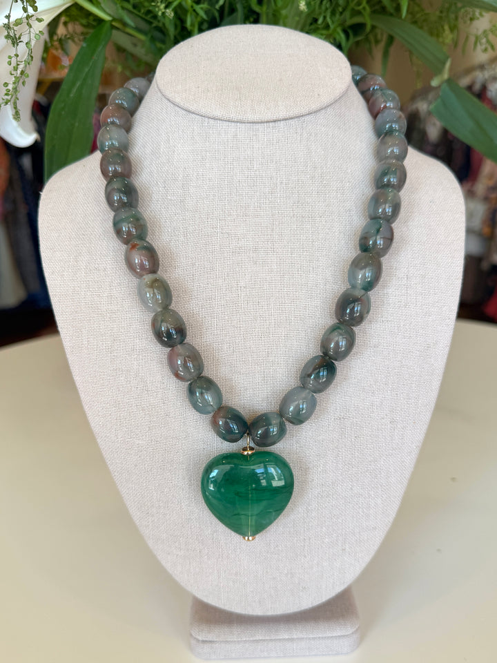 AMOUR NECKLACE GREEN