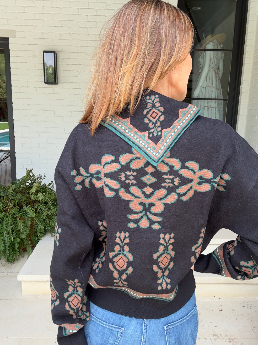 ELOISE BLACK SWEATER