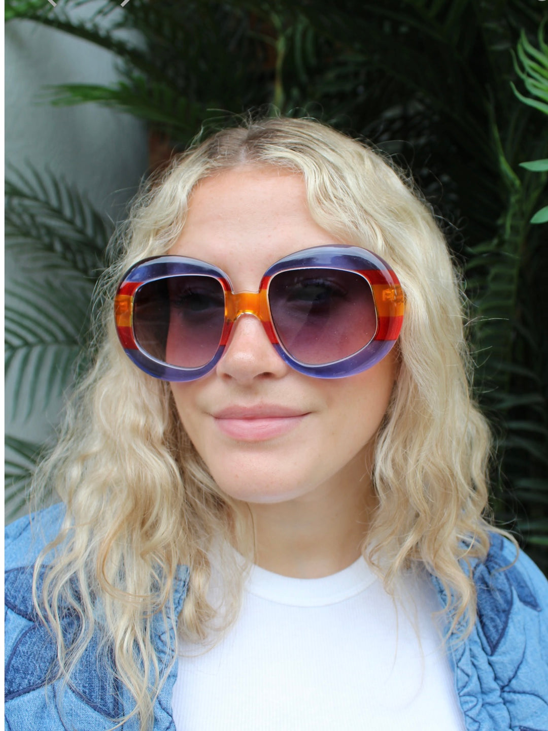 CURACAO STRIPE SUNGLASSES