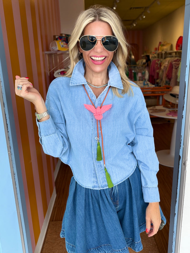 CHARMING CHAMBRAY TOP