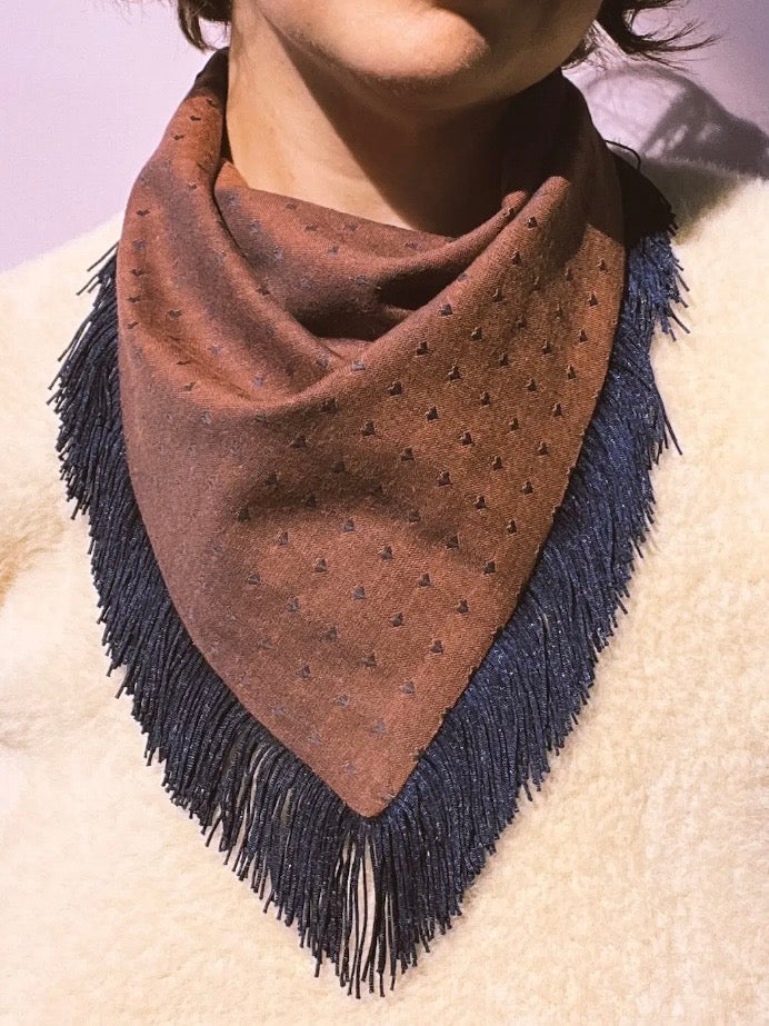 FRINGE BROWN HEART BANDANA