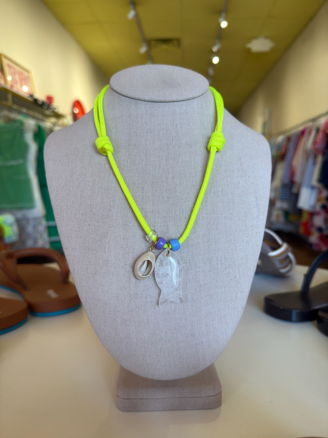 COASTAL CHARM NECKLACE - NEON YELLOW
