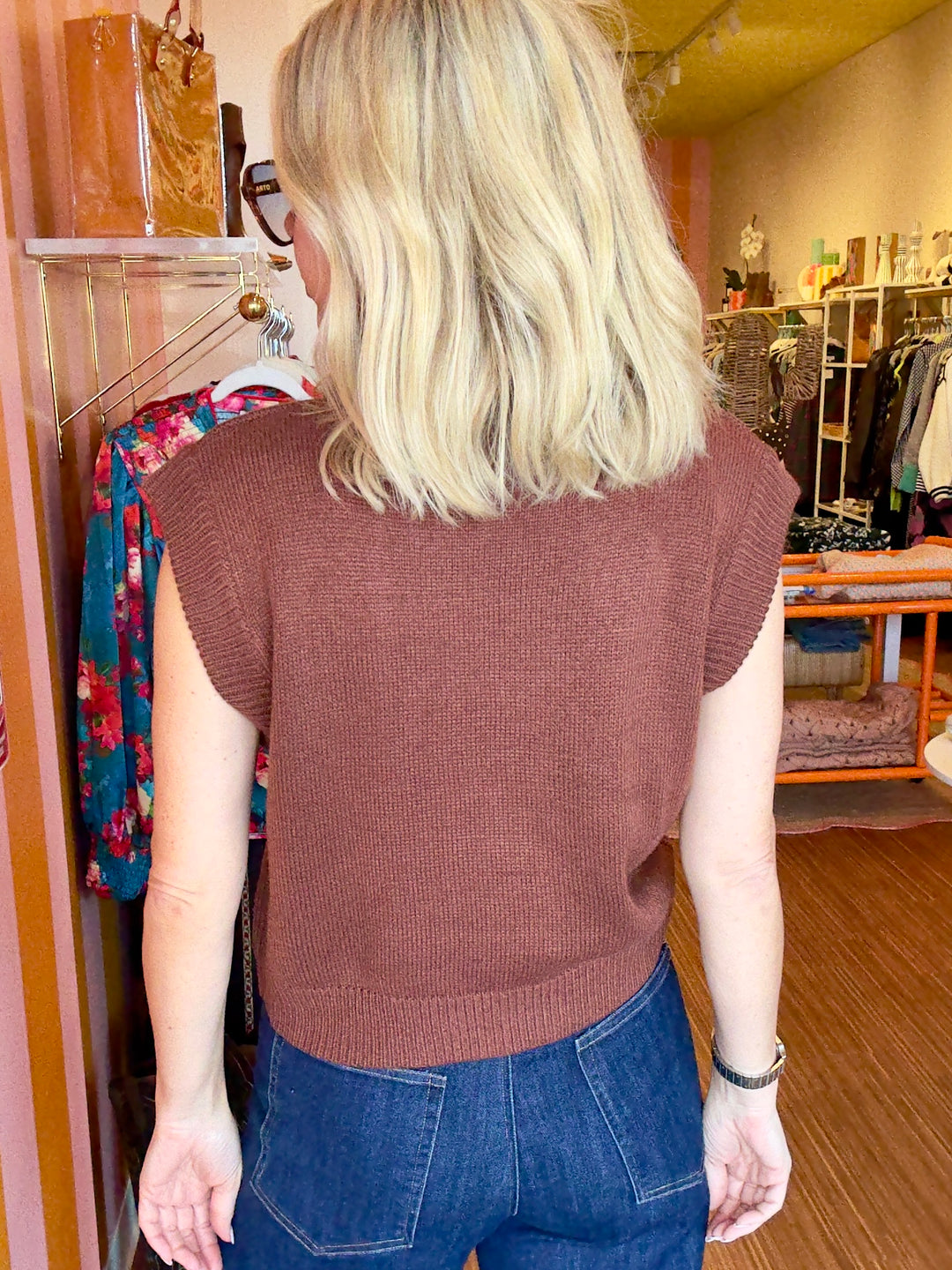 CHELSEA CHOCOLATE KNIT VEST