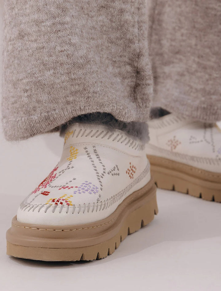 NIYALI SHORT BOOTIE